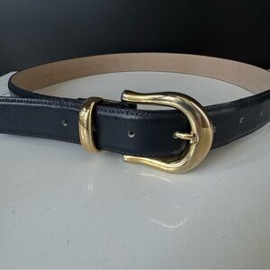 Vintage Navy Blue Capezio Leather Belt w Gold Tone Buckle